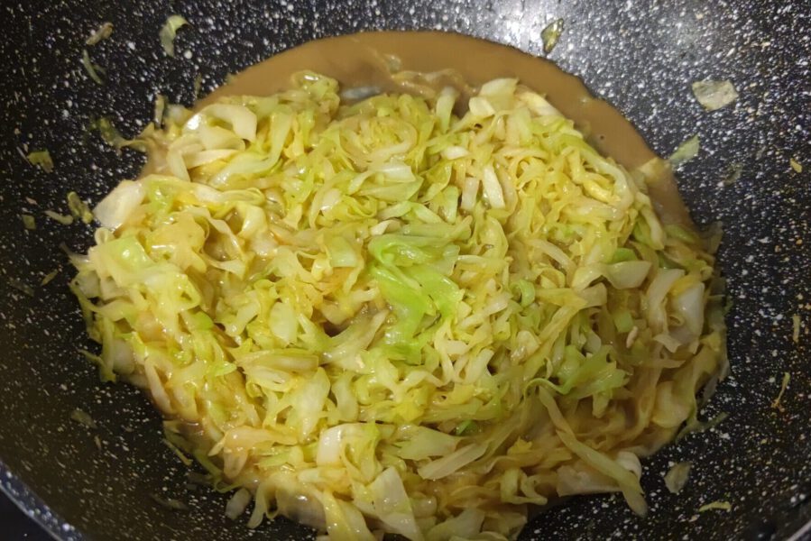 Spitzkohl-Gemüse